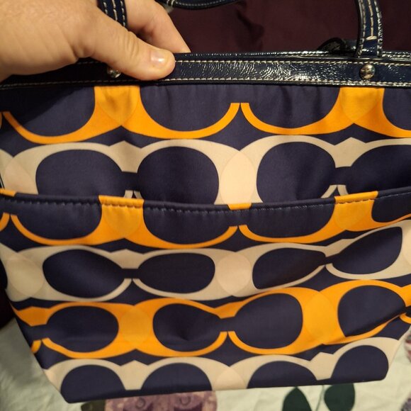 Coach purse - Picture 2 of 3